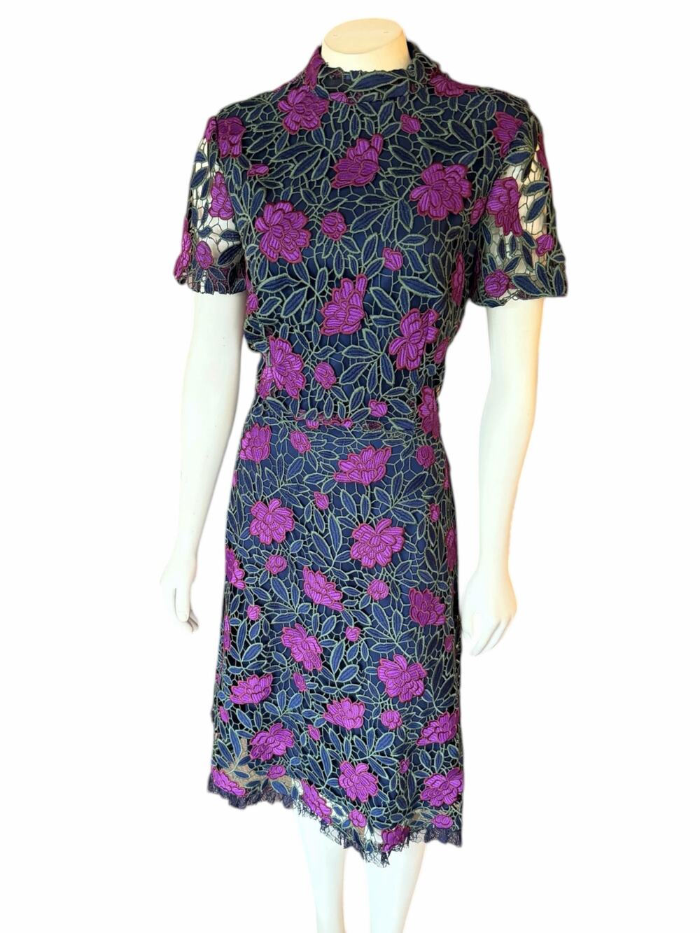 Tahari Crocheted Floral Mid Length Dress Navy Blue and Pink Size 8